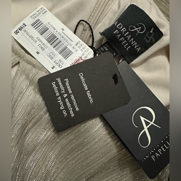 NWT Adrianna Papell Front Ties Textured Metallic Gown Front Keyhole in Stardust - Picture 10 of 10